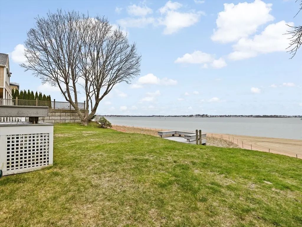 9 Regatta Rd, Weymouth
