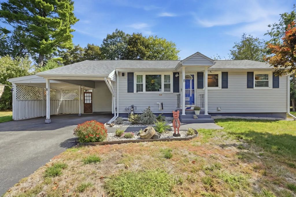 8 Revere Rd, Tewksbury