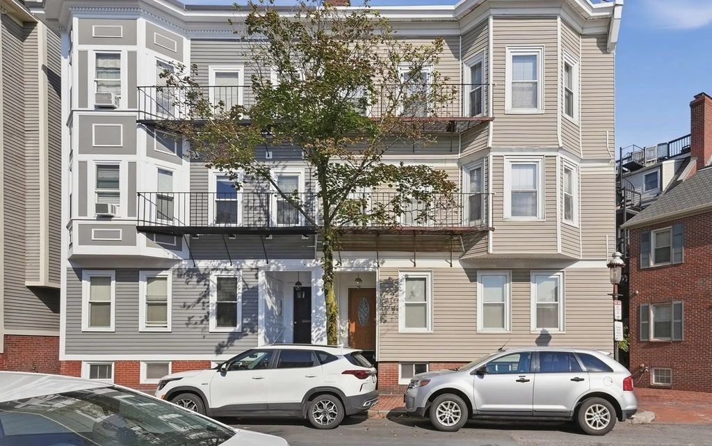 22 Park Street #3, Boston