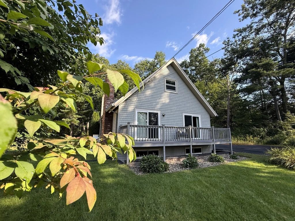 47 Horseshoe Cir, Ware