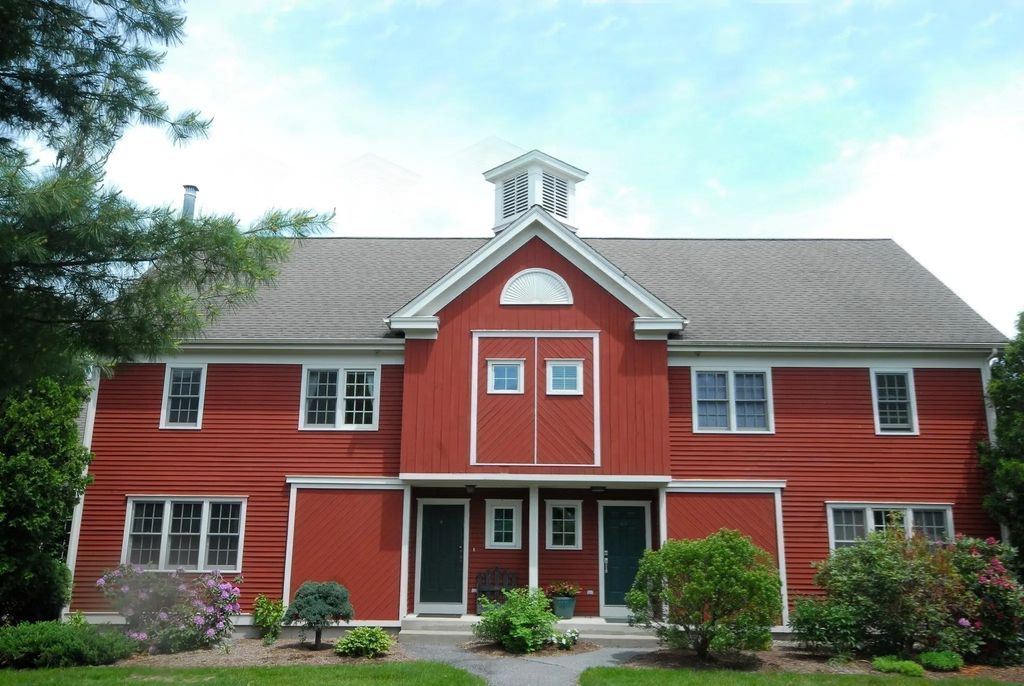 35 Lancaster County Rd #8a, Harvard