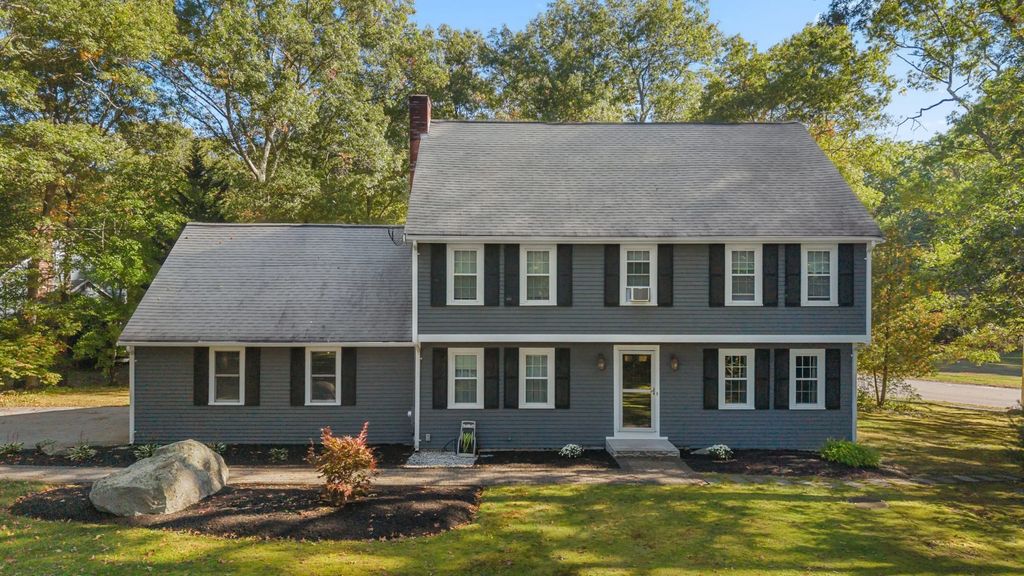 23 Nick Rock Rd, Attleboro