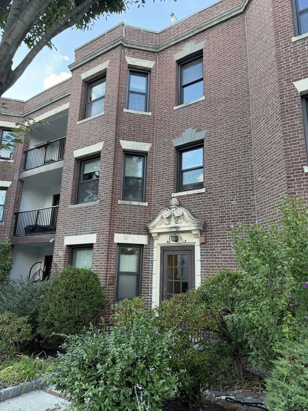 5 South St #3, Boston
