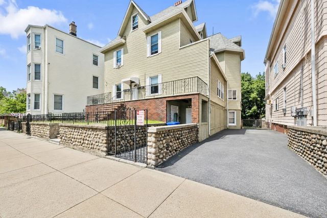 254-256 E Eagle St, Boston