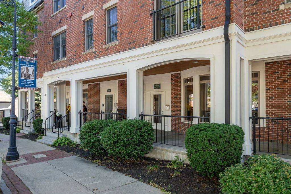 36 Central Ave #16, Milton