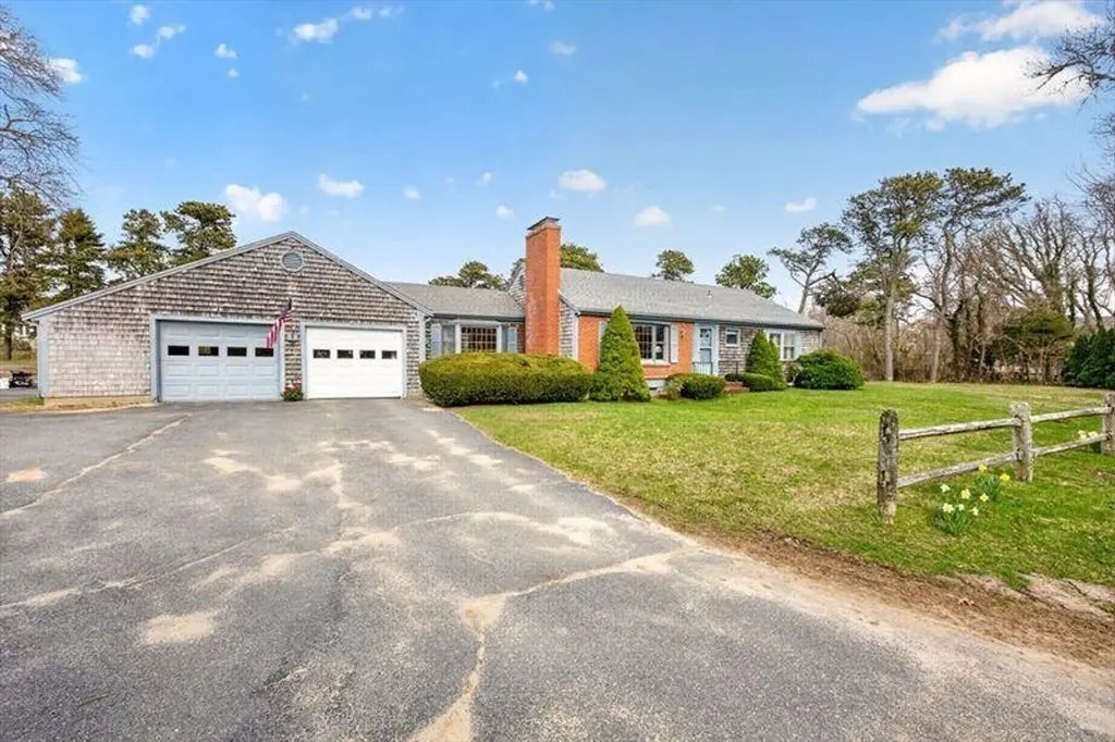 48 Glover Sq, Chatham