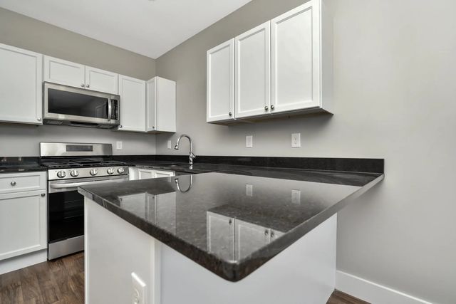 1903 Columbus Ave, Boston