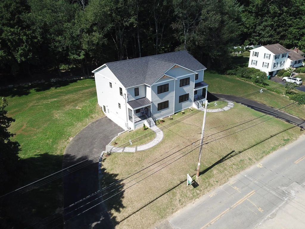 27 Rollins #b, Groveland