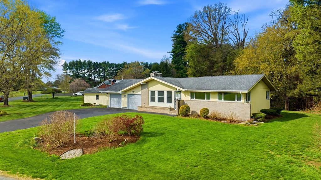 26 Gore Avenue, Hatfield