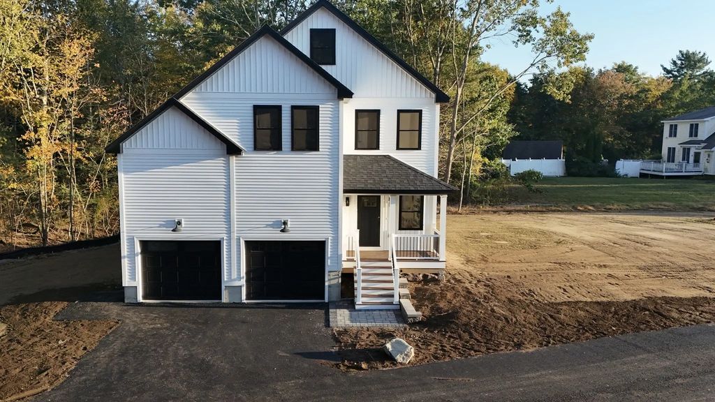 38 Elmwood St #4, Salisbury