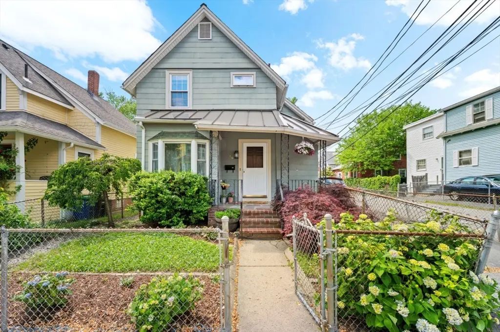 46 Linden Ave, Somerville