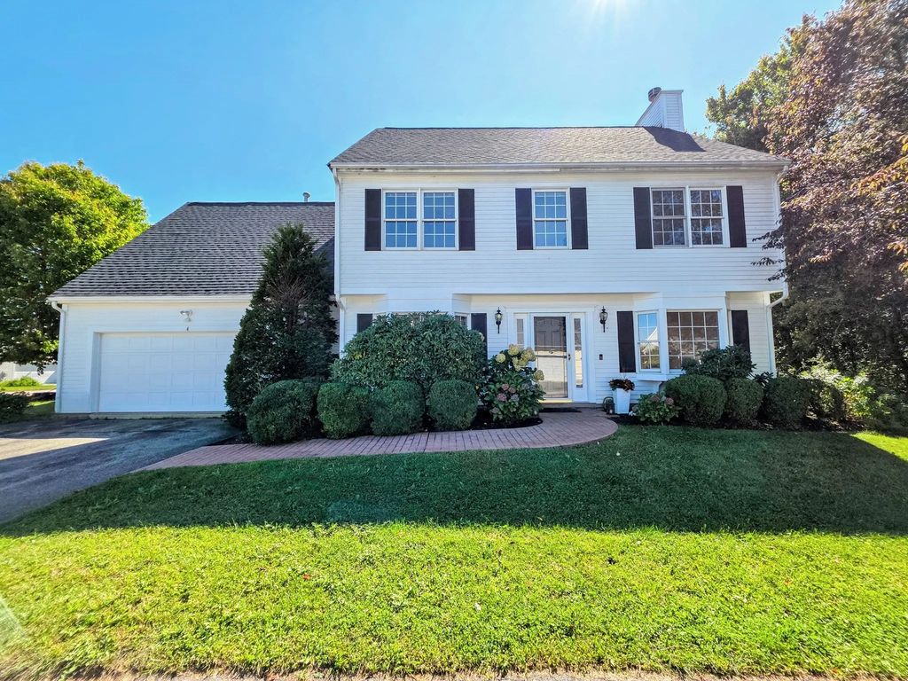4 Pintail Rd #4, Walpole