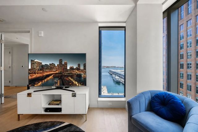 135 Seaport Blvd #1506, Boston