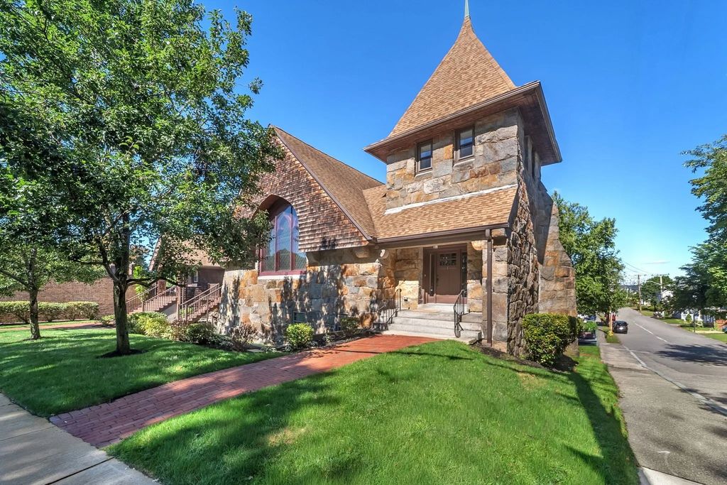 157 Beale Street #2, Quincy