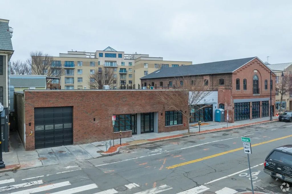 625 Cambridge Street, Cambridge