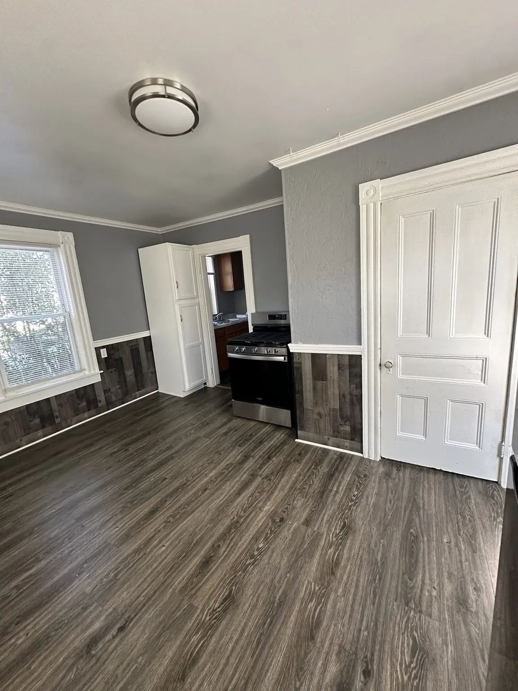8 Highland St #1, Clinton