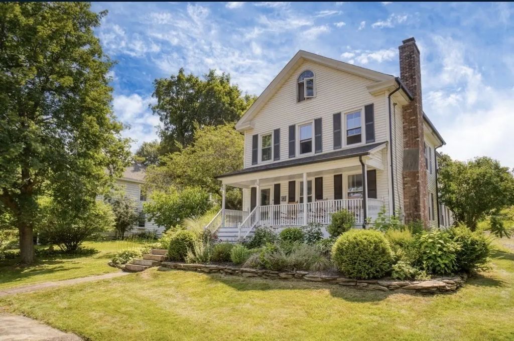 21 Saint James Avenue, Lee