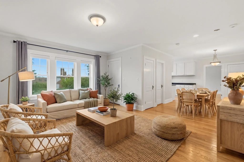 21 Bradlee Rd #32, Medford