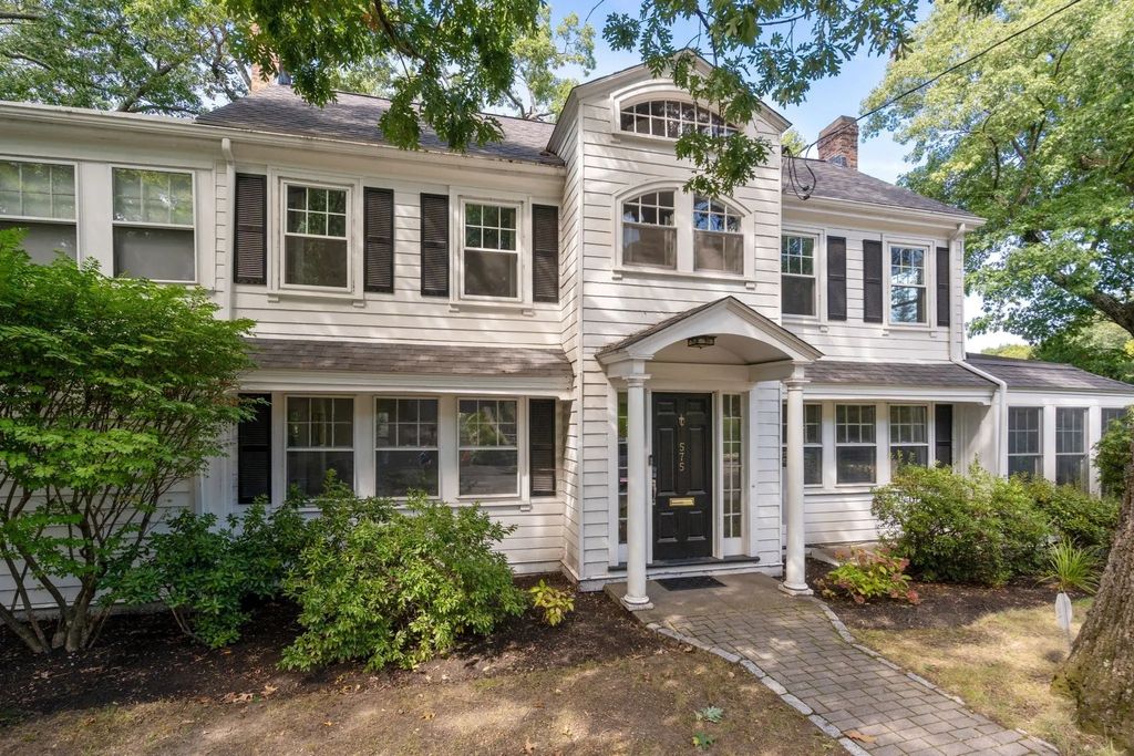 575 Chestnut Street, Newton