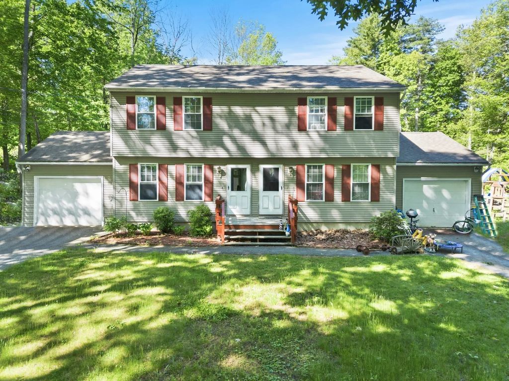 577-579 Old Greenwich Plains Rd., Hardwick
