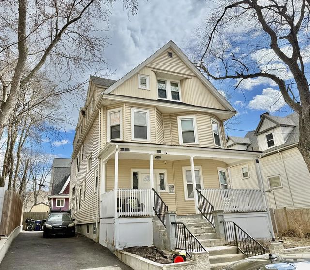 36 Spencer St, Boston