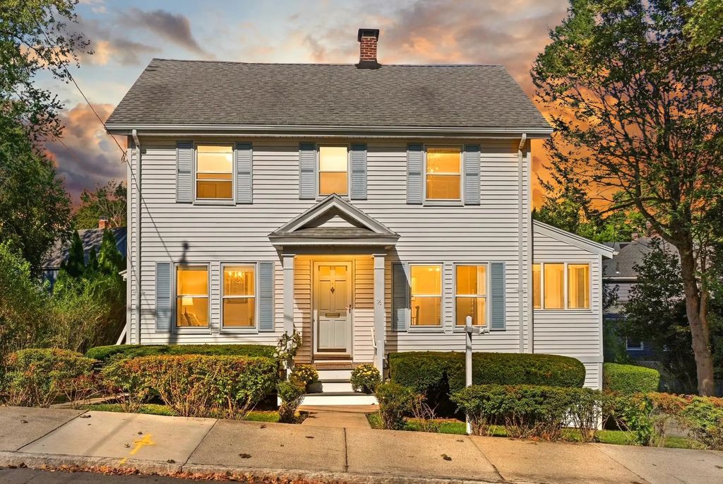 16 Suffolk Street, Medford