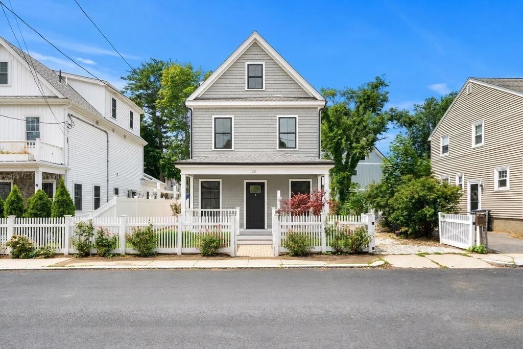 20 Plain St, Boston