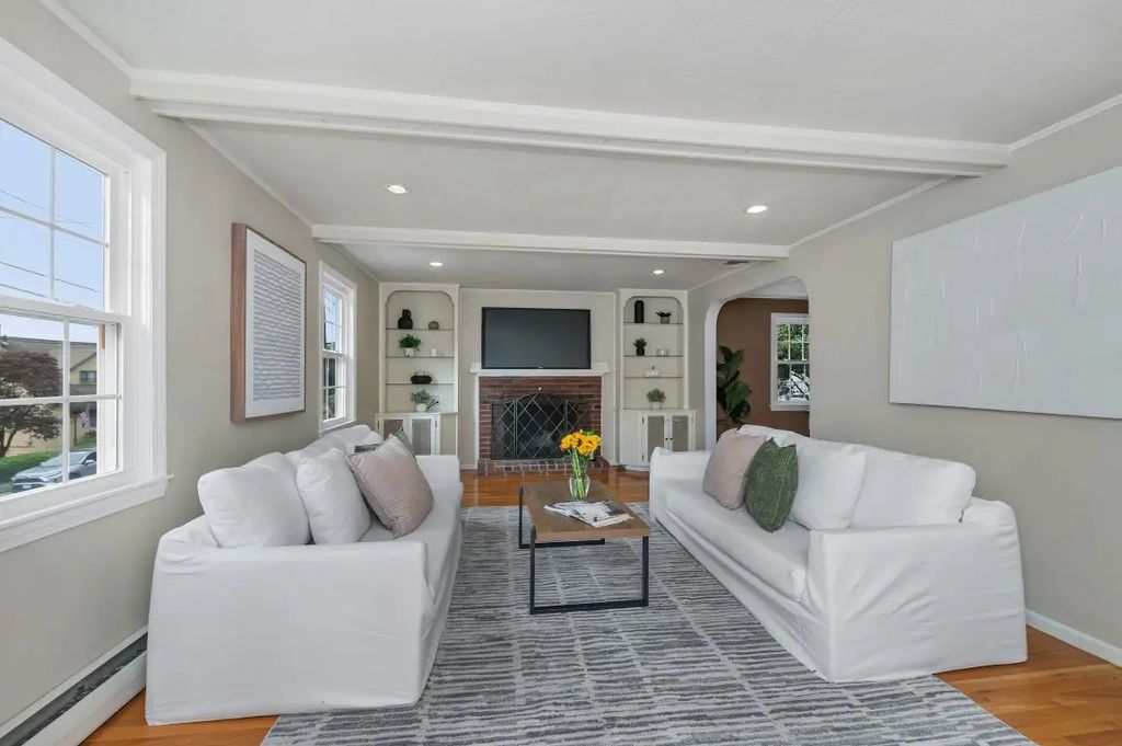 203 Woburn Street, Medford