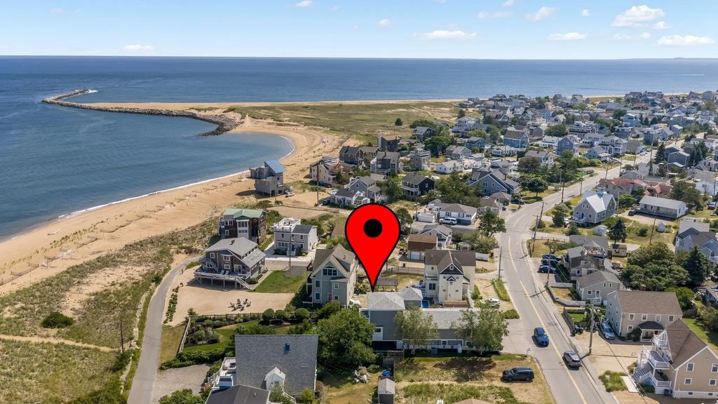 230 Northern Blvd, Newburyport
