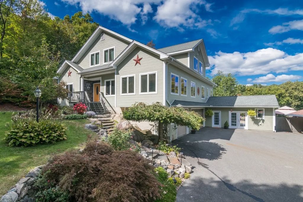 1527 Southampton Road, Montgomery