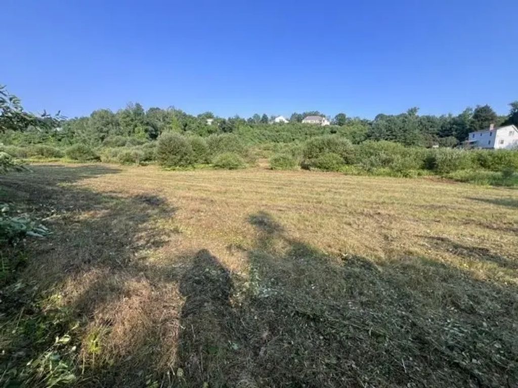 Haydenville Rd (ws), Whately