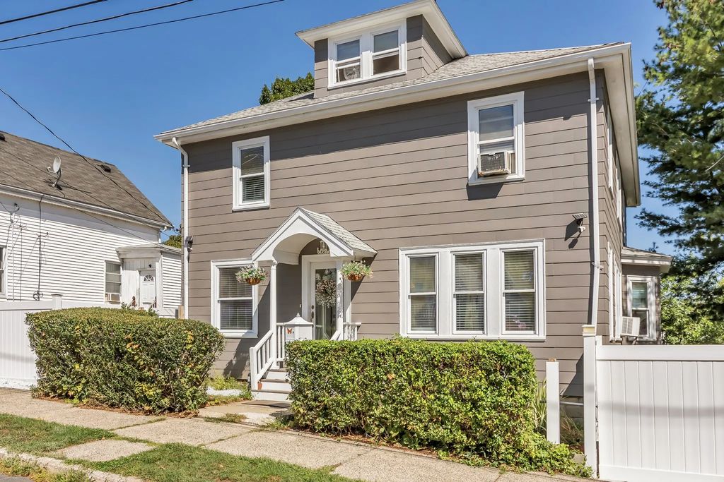 64 Webster St, Lynn
