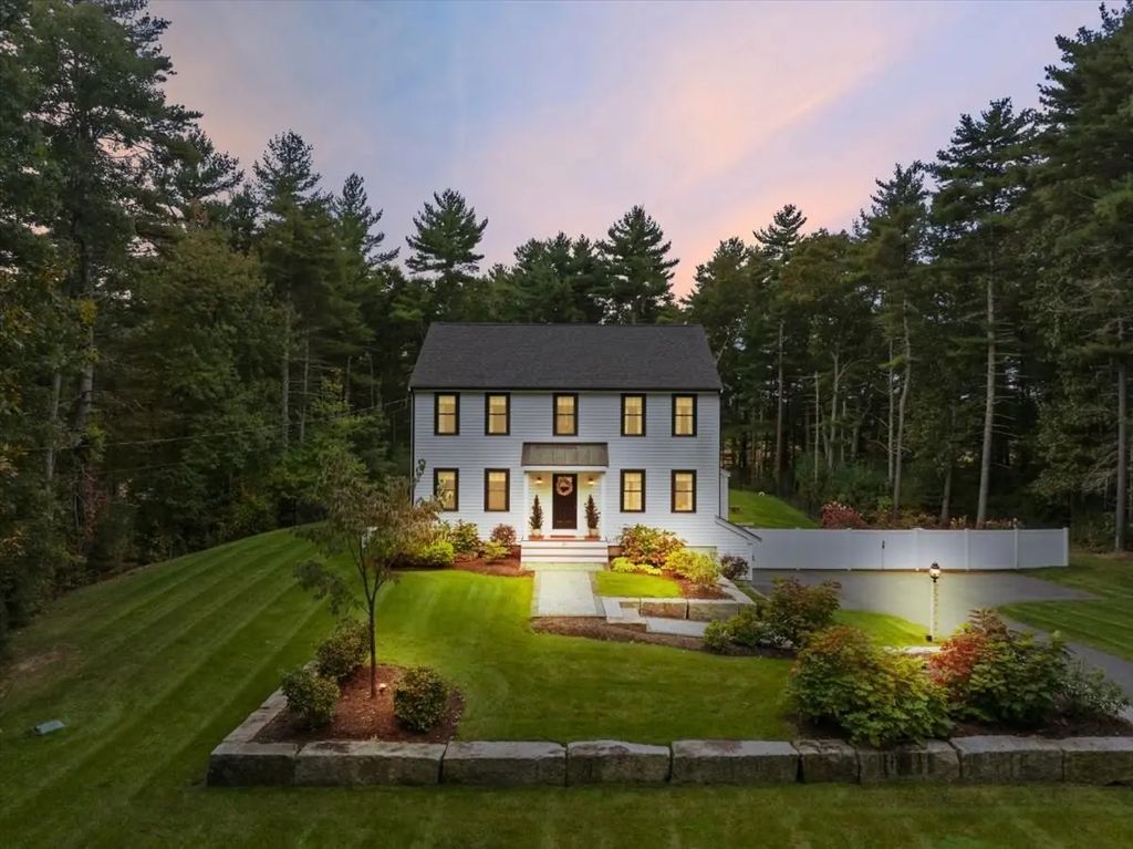 35 Rocky Meadow Street, Middleboro