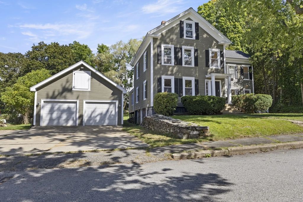 10 Spring St, North Brookfield
