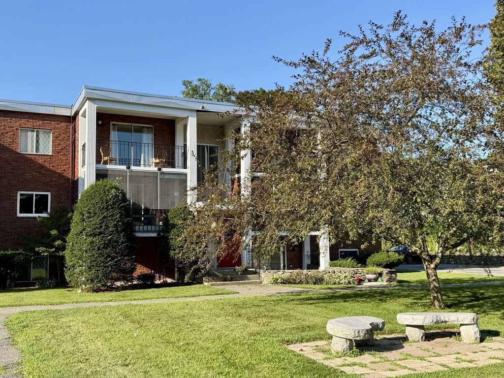 144 West St #25, Leominster