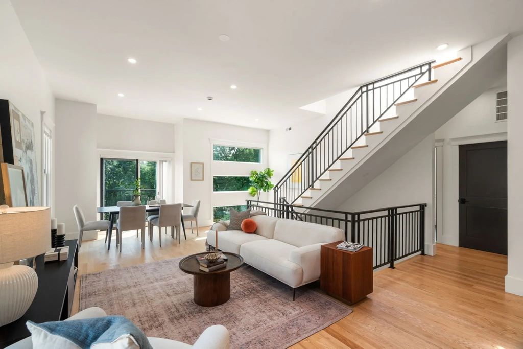 59 Highland #59, Brookline