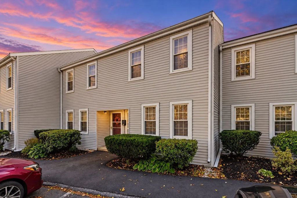 52 Warren St #8, Peabody