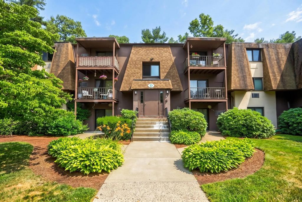 491 W Central St #d2, Franklin