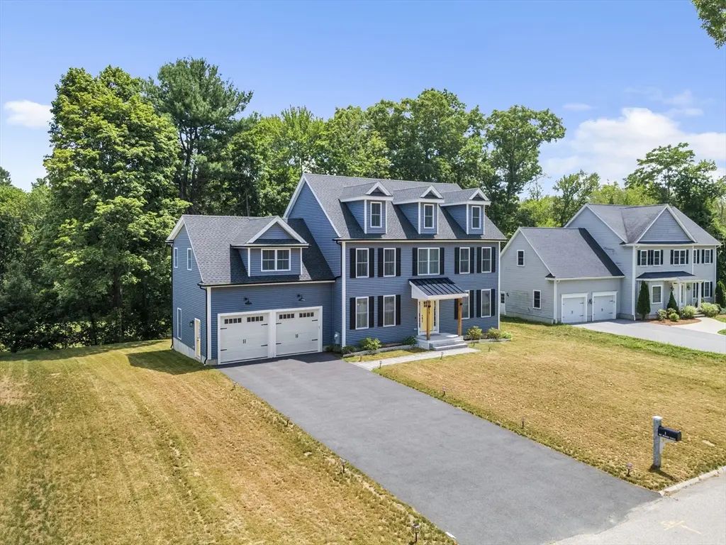 3 Oak Meadow Cir, Shrewsbury