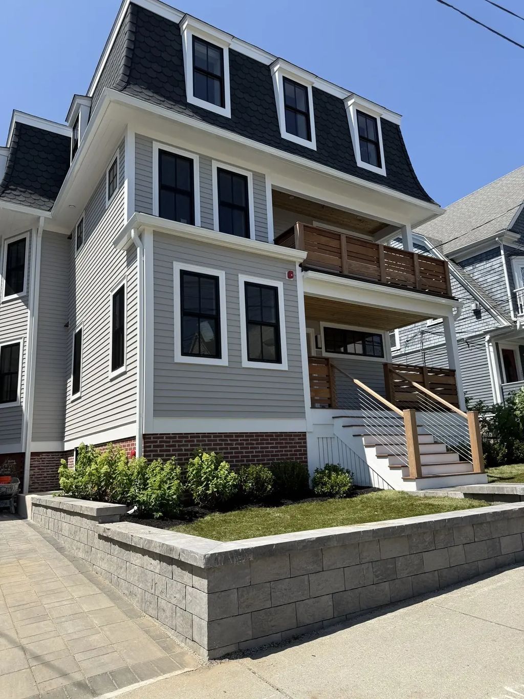 16 Curtis St #1, Somerville