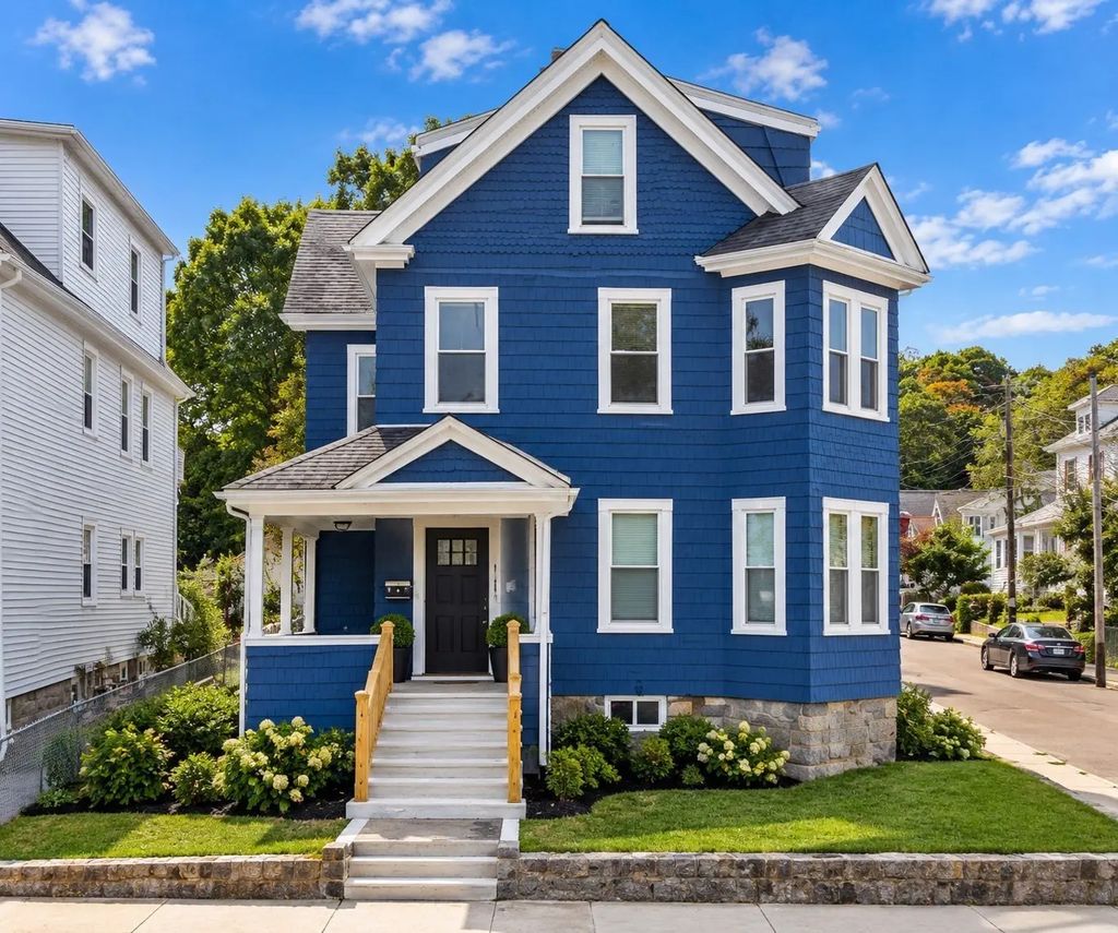 471 Beech St #2, Boston