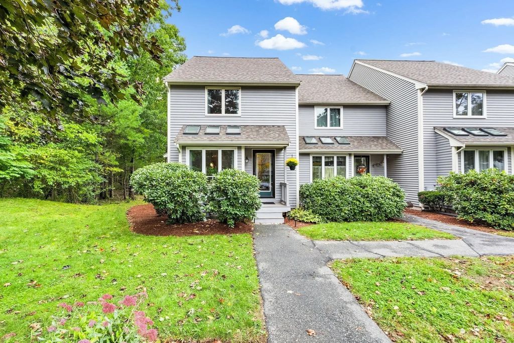 221 Maple Brook Rd #221, Bellingham