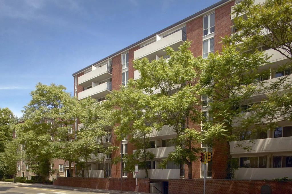 29 Concord Avenue #705, Cambridge