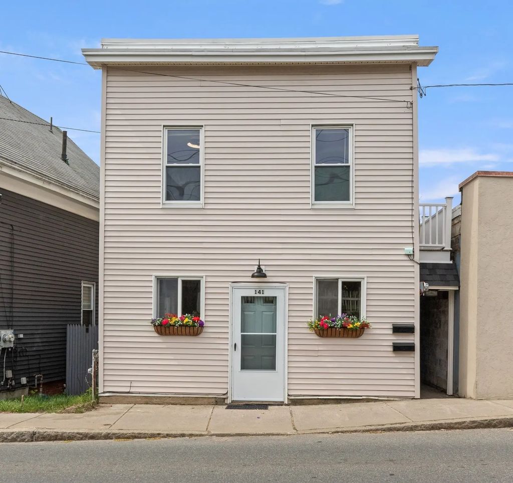 141 Prospect St, Gloucester