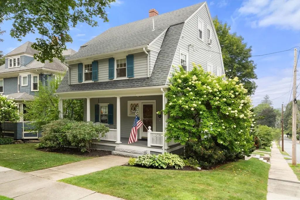 155 Highland Ave, Winchester