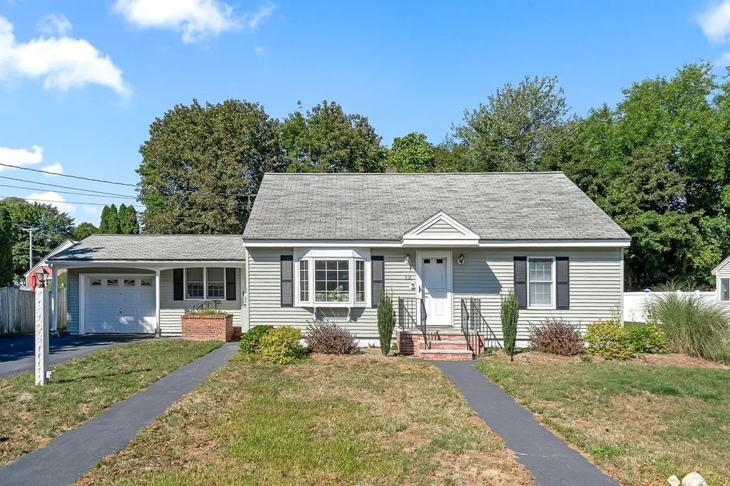 12 Leo Ave, Dracut