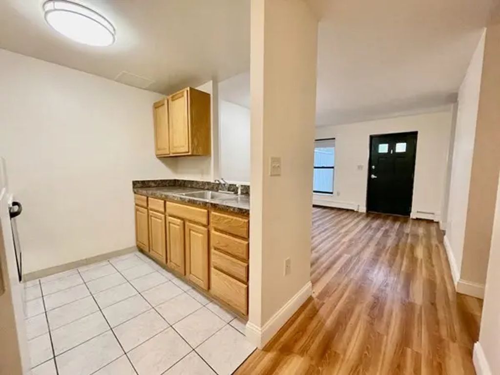 400 Massachusetts Avenue #1, Boston