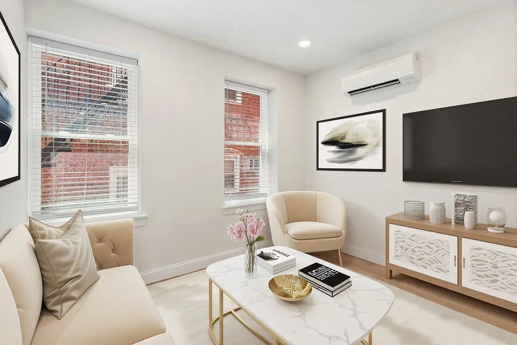 19 Bartlett Place #3, Boston