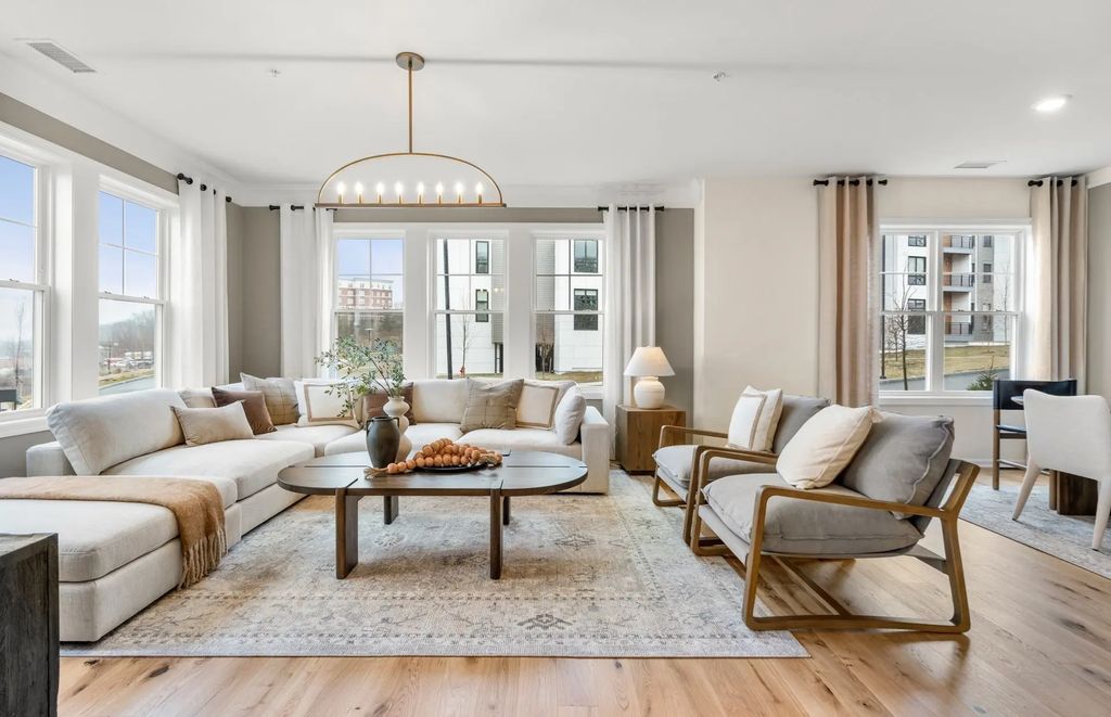 30 Coppersmith Way #406, Canton