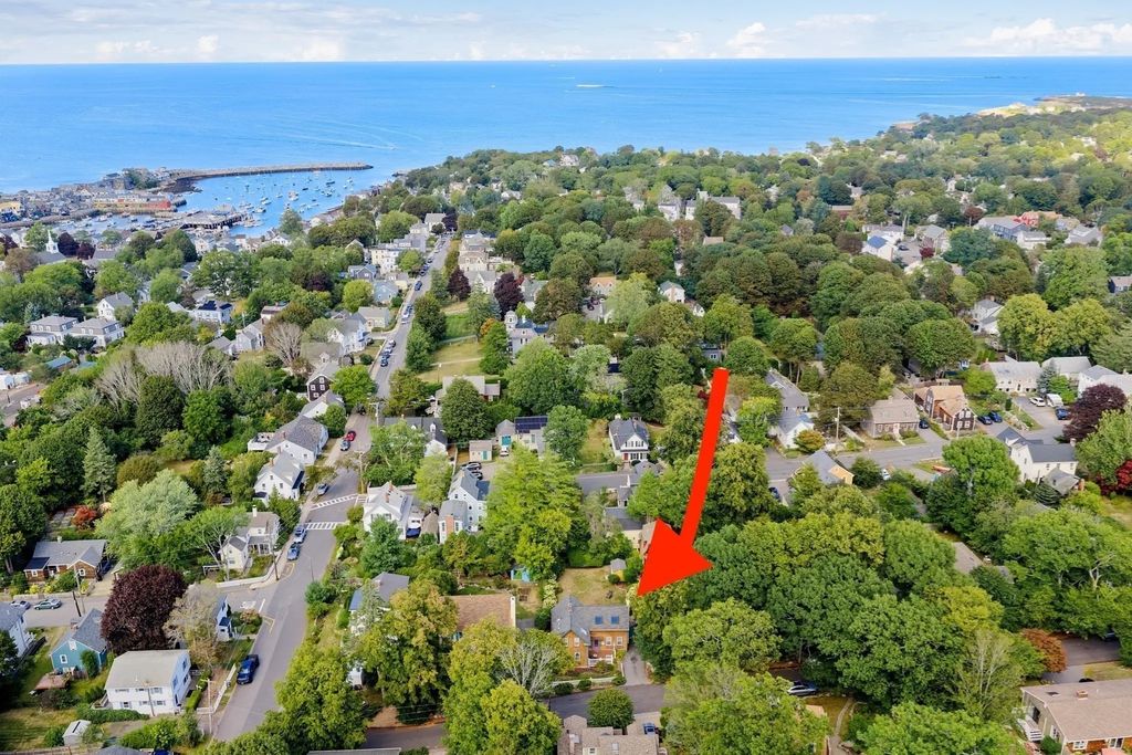 3 Spring Lane, Rockport
